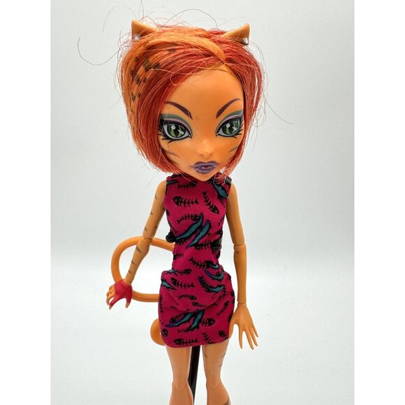 Monster High Freaky Field Trip Toralei Stripe Doll W/ Dress Shoes & Tail - Picture 2 of 4